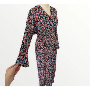 Limited Edition Zara Multi-Colored Floral Maxi Dress With Belt and Buttons Size